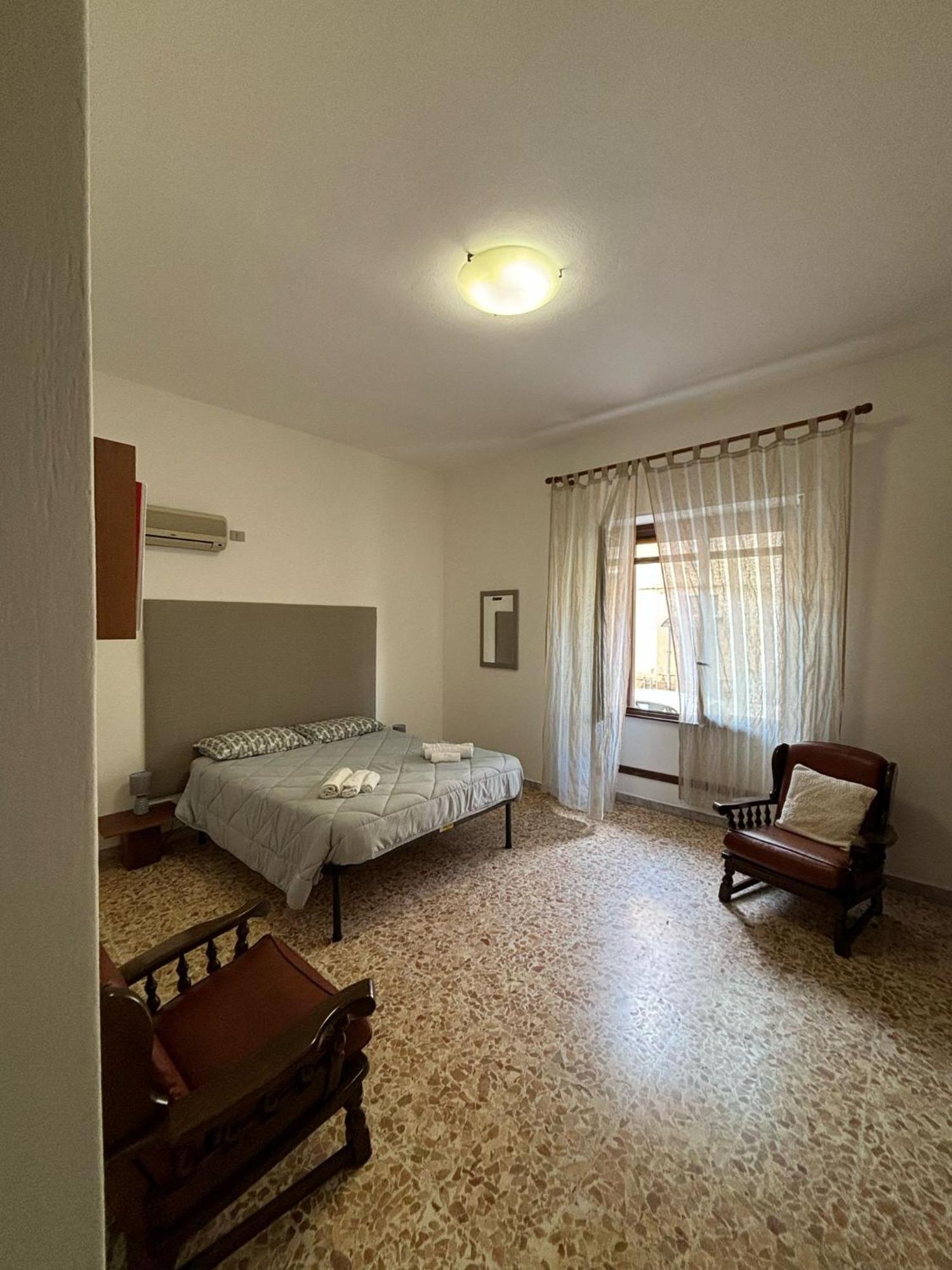 Pm 41 Via Ennio Porrino Guest House Alghero Kültér fotó