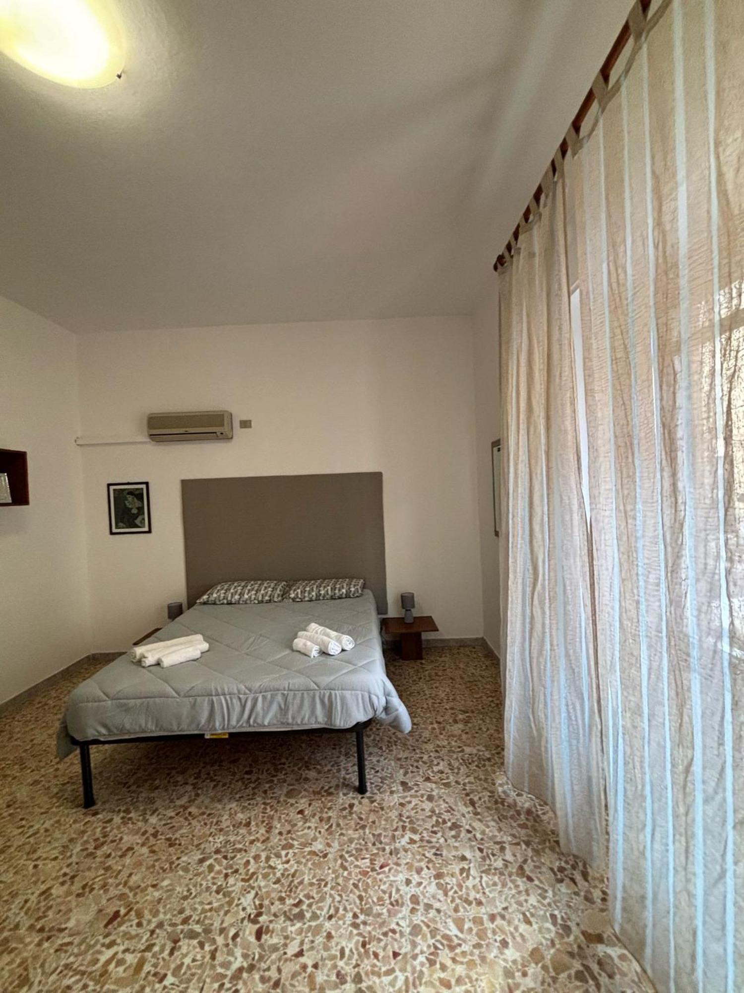 Pm 41 Via Ennio Porrino Guest House Alghero Kültér fotó