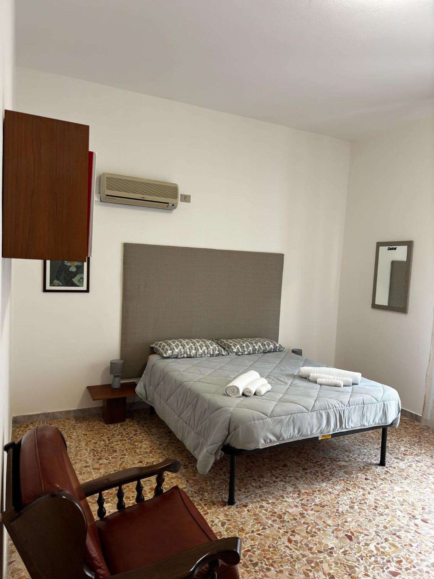 Pm 41 Via Ennio Porrino Guest House Alghero Kültér fotó