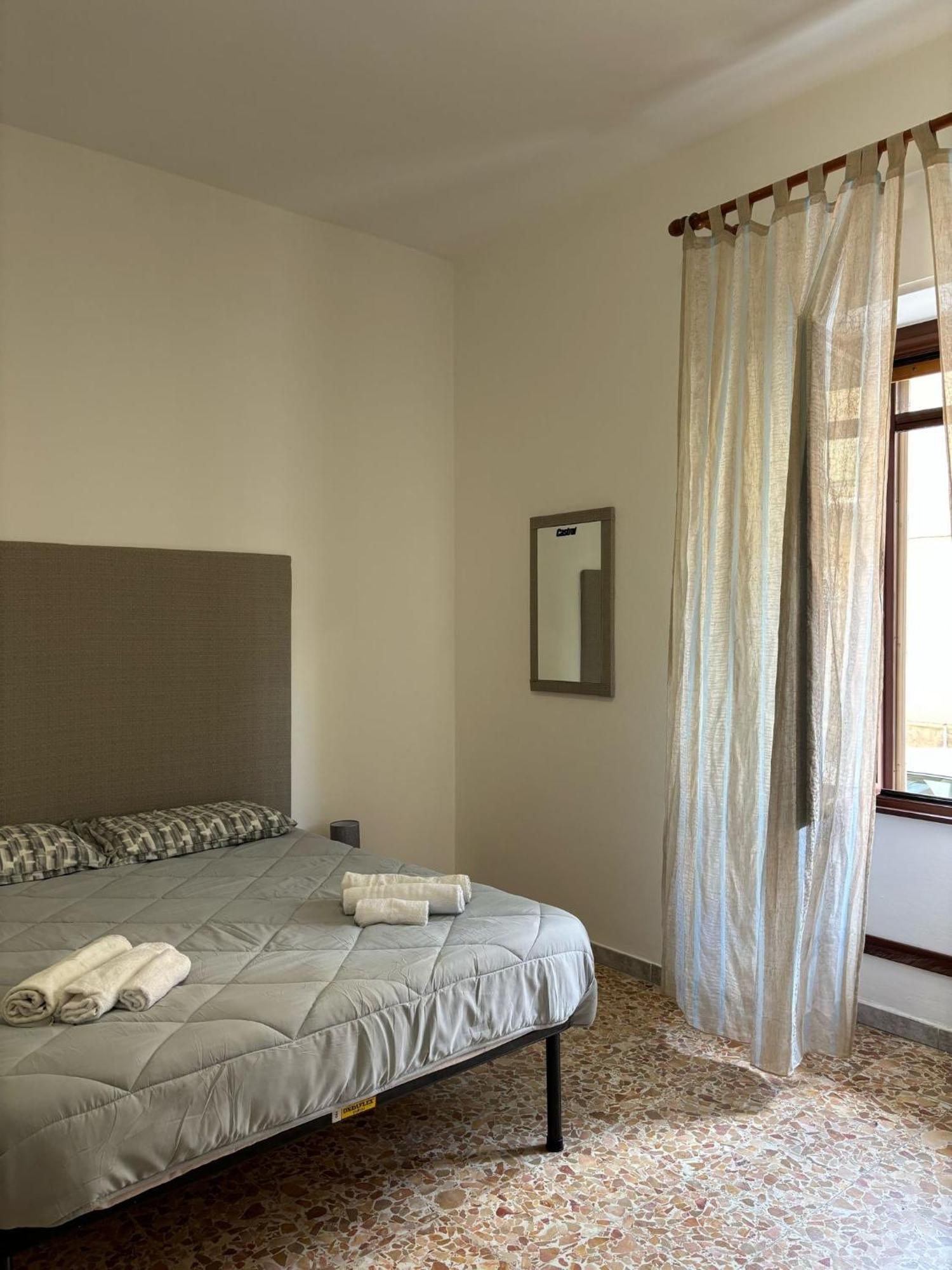 Pm 41 Via Ennio Porrino Guest House Alghero Kültér fotó