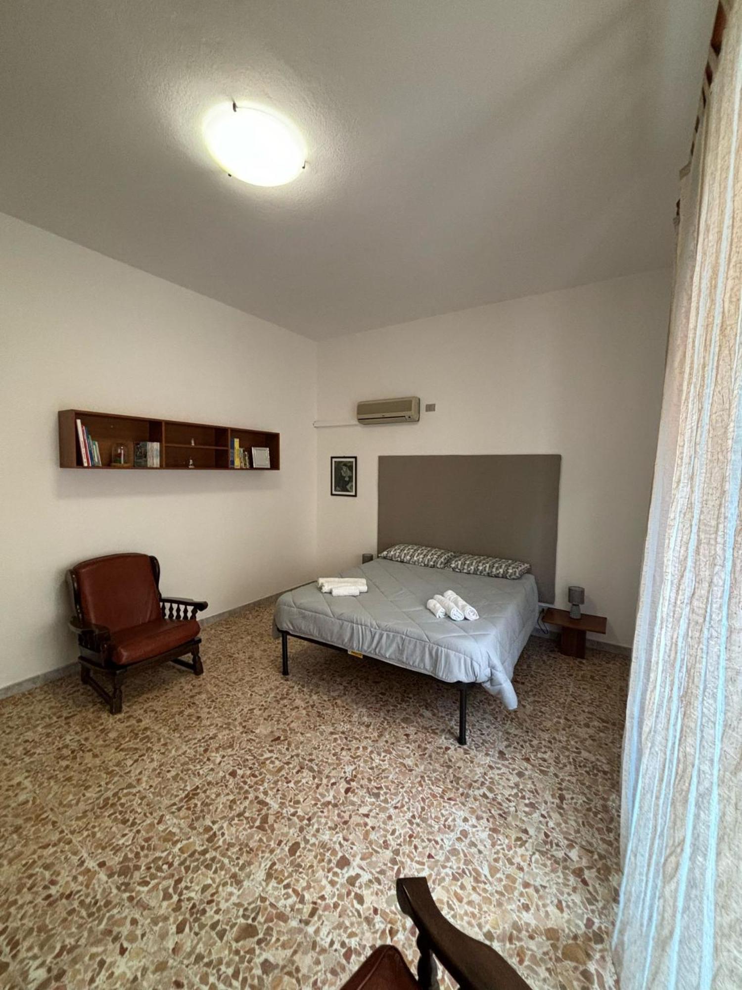 Pm 41 Via Ennio Porrino Guest House Alghero Kültér fotó
