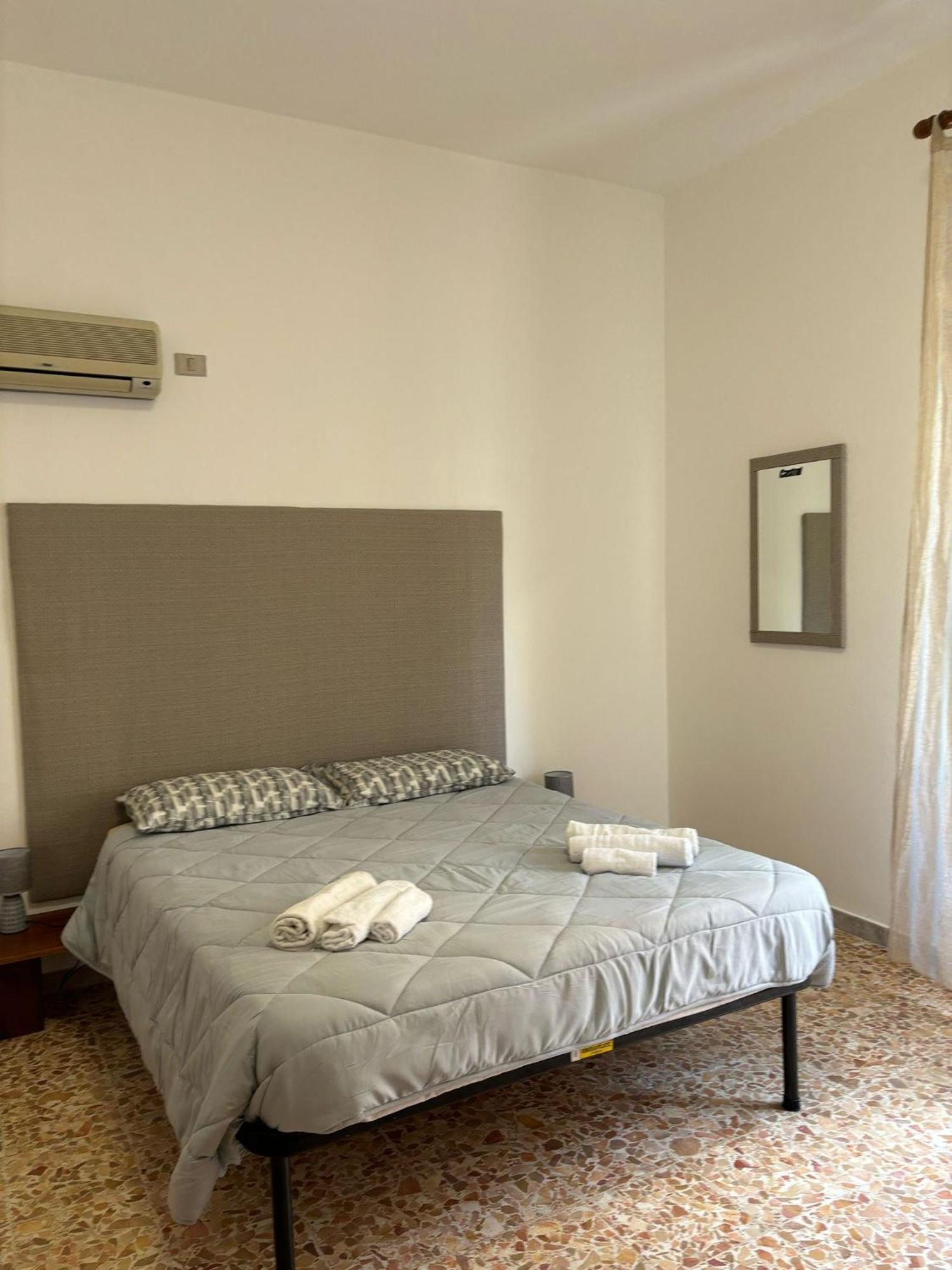 Pm 41 Via Ennio Porrino Guest House Alghero Kültér fotó