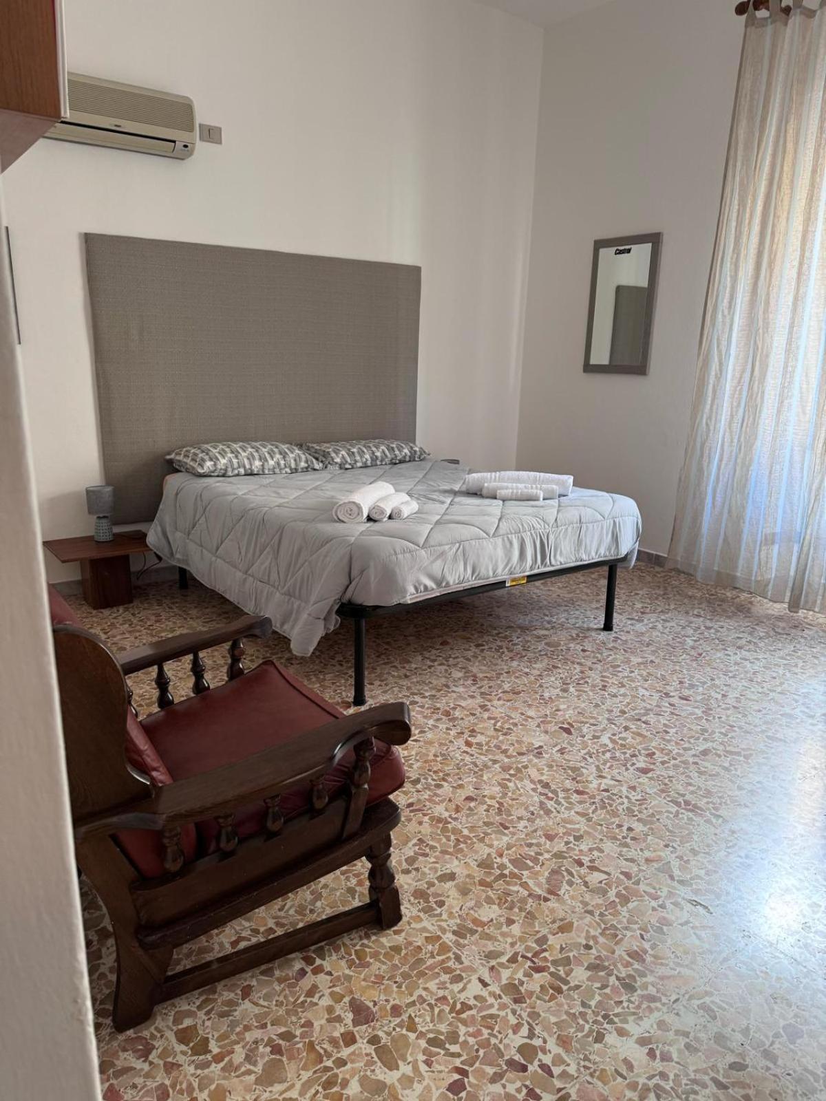 Pm 41 Via Ennio Porrino Guest House Alghero Kültér fotó